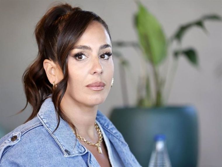 La investigación por maltrato infantil a su propia hija continúa. Foto: Archivo