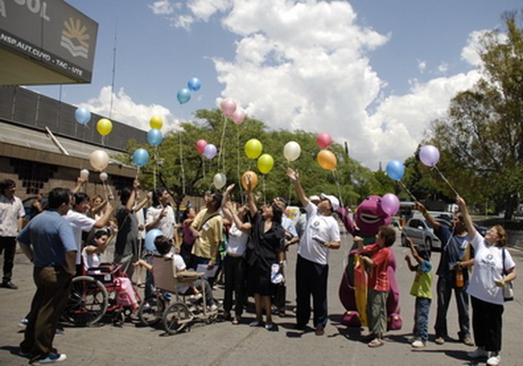 Conmemoran el día de los discapacitados. Foto: Nacho Gaffuri / MDZ