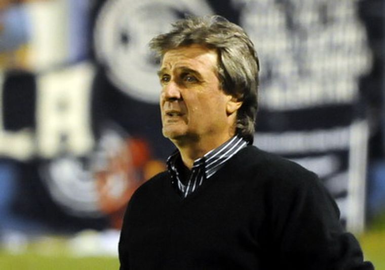 Ghiso se fue molesto. Independiente no encuentra el rumbo. Foto: Nacho Gaffuri / MDZ