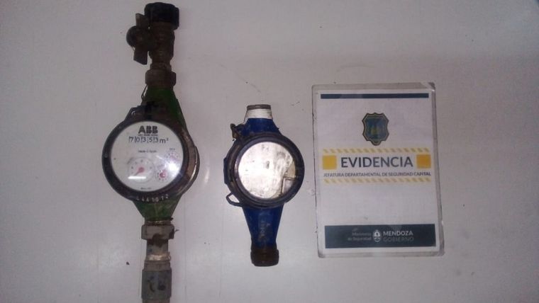 Medidores de agua secuestrados Foto: Foto: Ministerio de Seguridad.