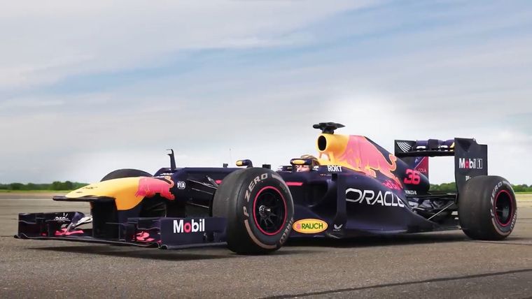 Red Bull Foto: CarWow