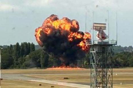 Se desconocen aún los motivos que llevaron al avión a estrellarse. Se desconocen aún los motivos que llevaron al avión a estrellarse.
