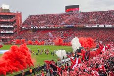 La hinchada del Rojo le respondió a Racing. Foto: Imagen ilustrativa