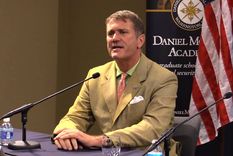 Roger Pardo - Maurer: No es solo Trump: se ha rodeado de personas que generan desconfianza