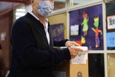 Mauricio Macri votó y luego brindó una breve conferencia de prensa Foto: Twitter: @mauriciomacri