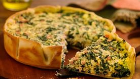 Receta de tarta de verduras y queso paso a paso. Receta de tarta de verduras y queso paso a paso.