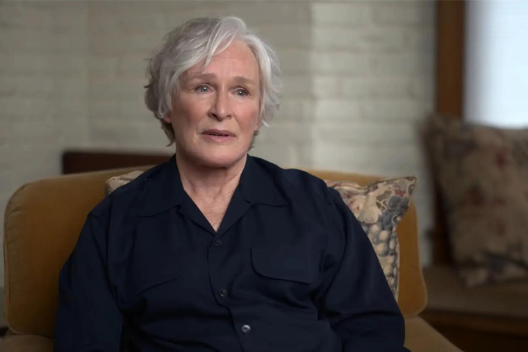 GLENN CLOSE ALCANZÓ GRAN POPULARIDAD CON ATRACCIÓN FATAL. SIN EMBARGO LA PELÍCULA CAMBIÓ SU VIDA.