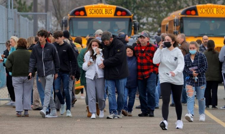 La escuela fue evacuada: la pesadilla duró pocos minutos, pero tuvo consecuencias terribles Foto: @NY_ACTIONS