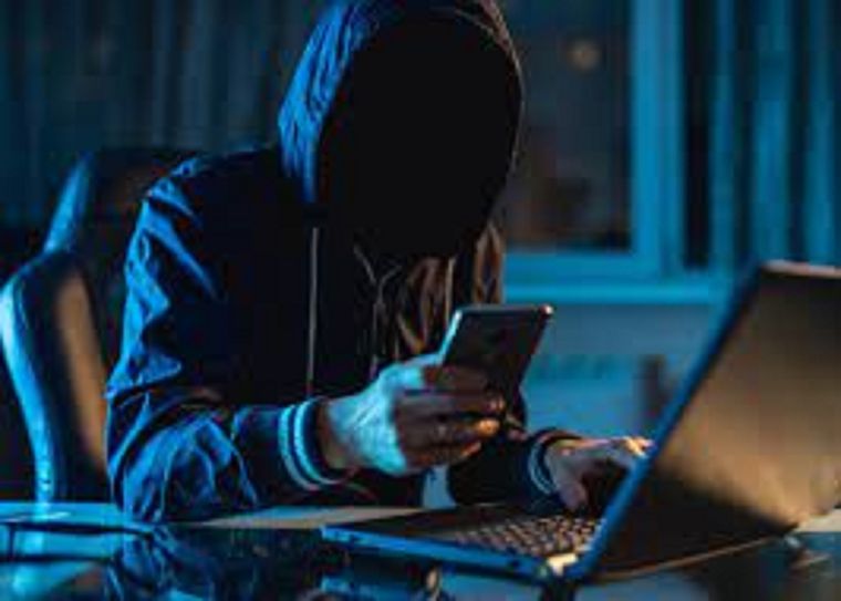 El phishing es una maniobra fraudulenta que consiste en enviar mensajes vía alguna plataforma de mail o redes sociales para engañar a las personas y obtener información confidencial. Foto: Archivo MDZ