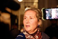 La madre de la periodista Cecilia se mostró conmovida Foto: EFE