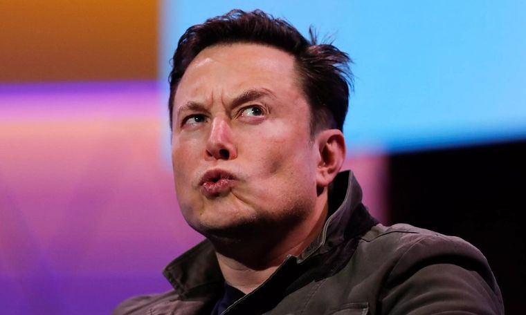 Musk lo cambia todo con un tuit. Foto: muycomputerpro.com