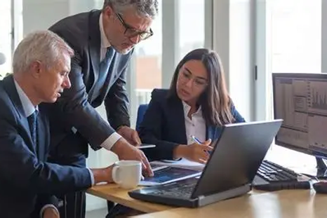 Cada vez que la Argentina discute una reforma laboral, el debate se polariza. Cada vez que la Argentina discute una reforma laboral, el debate se polariza.