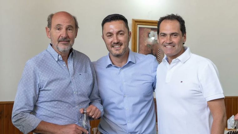 Rodolfo Vargas Arizu, Luis Petri y Mauricio Badaloni Foto: Twitter