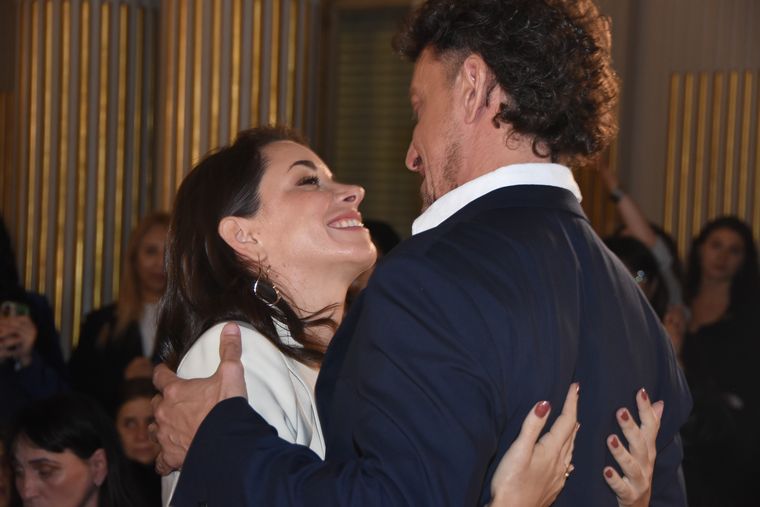 Dai Fernández acompañó a su pareja en su momento especial.