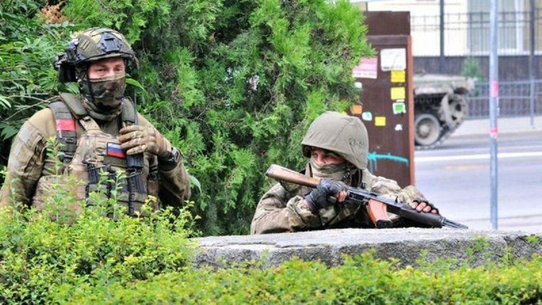 Combatientes de Wagner en las calles de Rostov del Don durante el motín. Foto: Getty Images