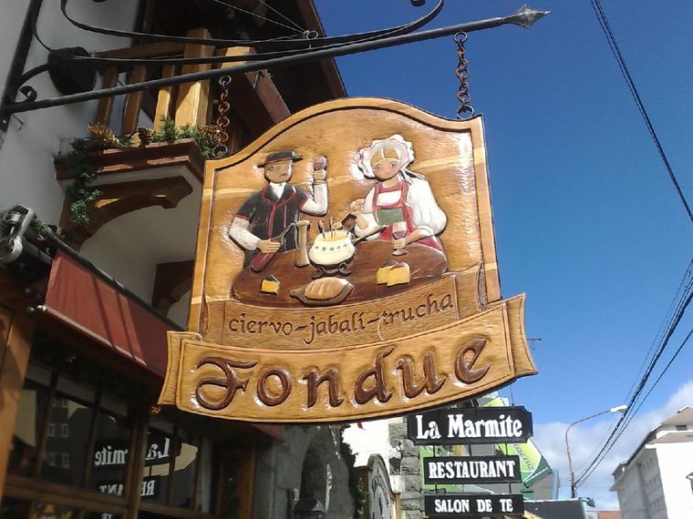 Más allá del fútbol, Argentina y Suiza comparten una historia de más de 160 años construida por miles de inmigrantes que dejaron su huella en la arquitectura, la educación y la cultura. Foto: Colonia Suiza, ubicado a 25 kilómetros de Bariloche (Río Negro)