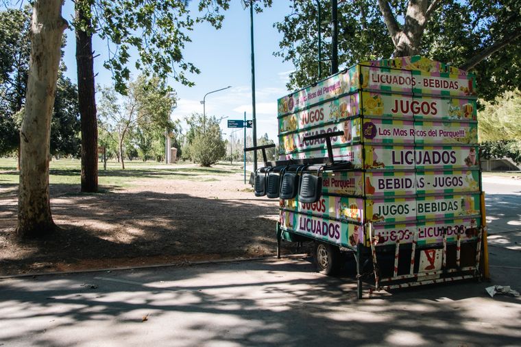 Imagen atípica de sábado por la tarde: nadie en el Parque. Foto: Santiago Tagua/MDZ