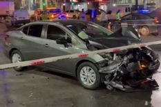 El siniestro se produjo luego de que la conductora de uno de los vehículos pasó el semáforo en rojo Foto: NA El siniestro se produjo luego de que la conductora de uno de los vehículos pasó el semáforo en rojo Foto: NA