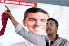 Santiago Peña pone en juego la hegemonía del Partido Colorado