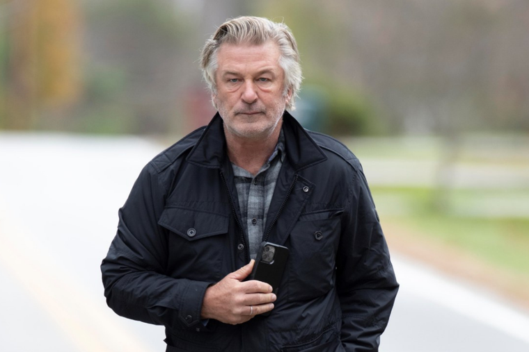 OTRA TRAGEDIA EN LA VIDA DE ALEC BALDWIN. EL ACTOR ESTÁ VIVIENDO MOMENTOS PERSONALES MUY DIFÍCILES.