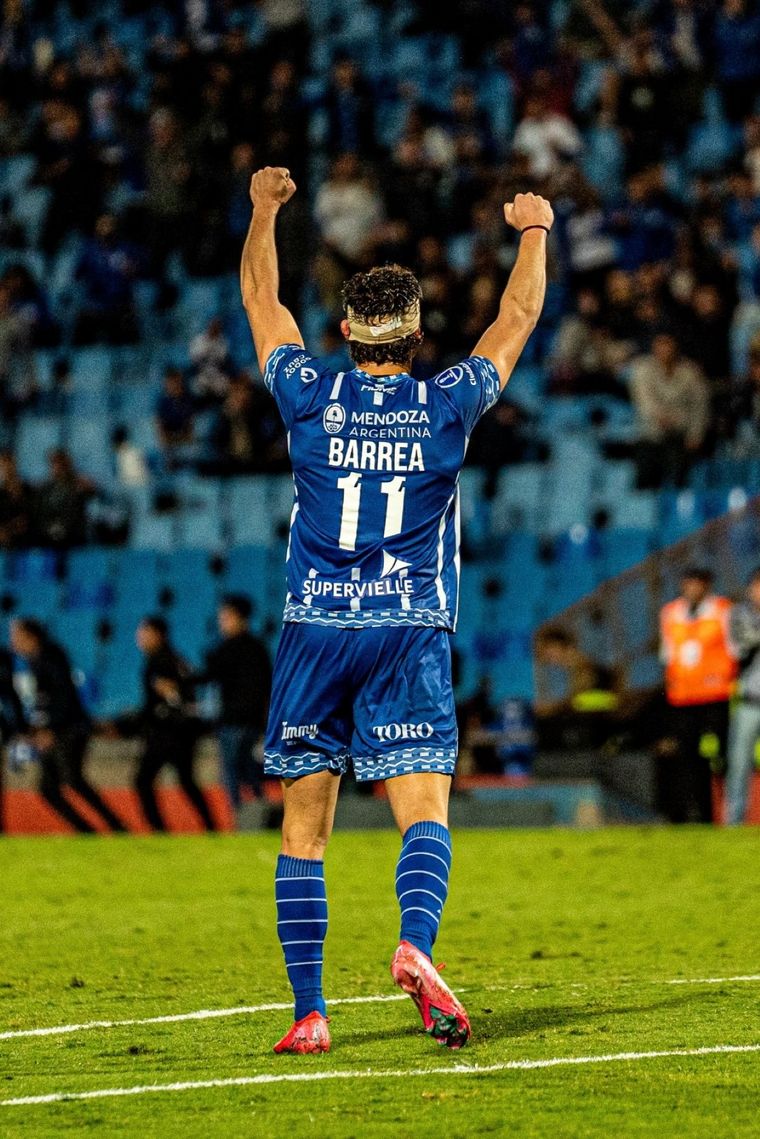 El atacante del Tomba jugó como centrodelantero y fue de los mejores ante Gremio. Foto: Prensa Club Godoy Cruz