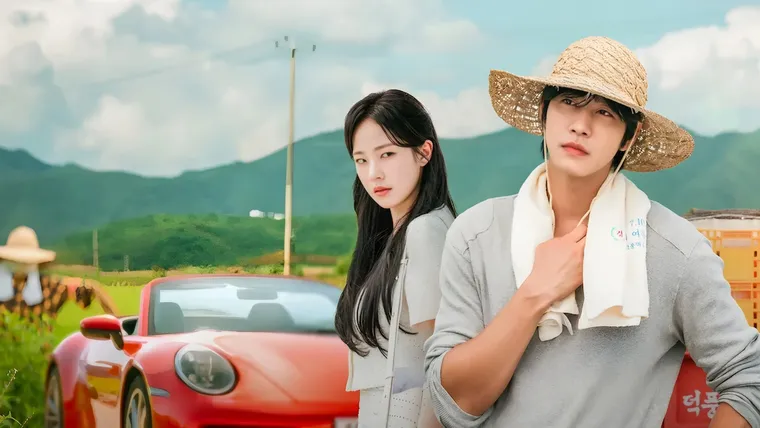 El actor Ahn Hyo-seop se pone en la piel de un enigmático granjero en esta exitosa comedia romántica. El actor Ahn Hyo-seop se pone en la piel de un enigmático granjero en esta exitosa comedia romántica.