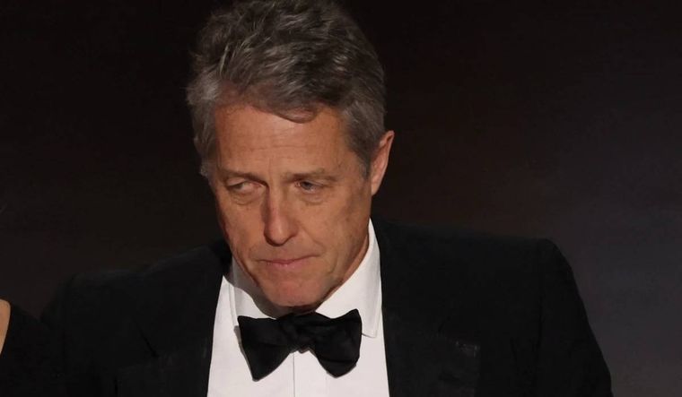 Poca onda: Hugh Grant se hizo viral por su mala actitud para una entrevista.