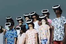 Los nativos digitales deben ser educados en el uso de los dispositivos y de los sitios en los que navegan, como también deberán aprender a conducir un auto. Foto: MDZ