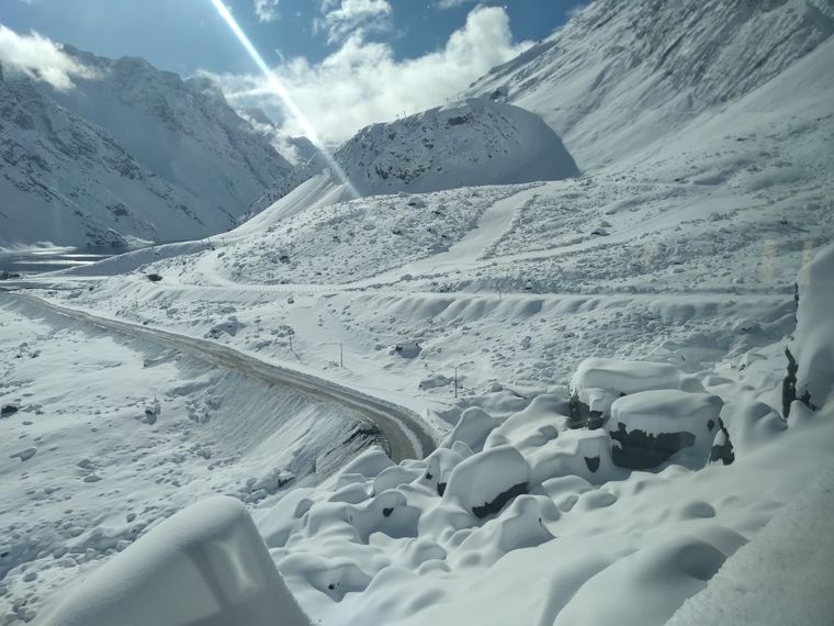 La fuerte nevada del lado chileno Foto: Los Libertadores