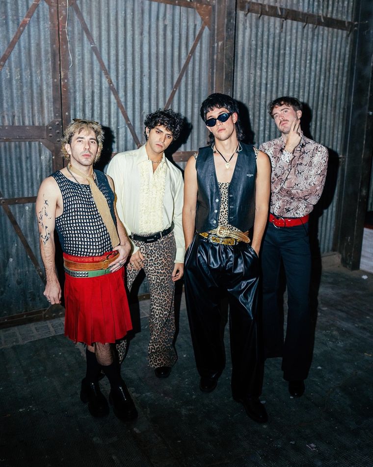 Silvestre y la Naranja se presenta este 2 de noviembre en Obras. Foto: Ig: @silvestreylanaranja