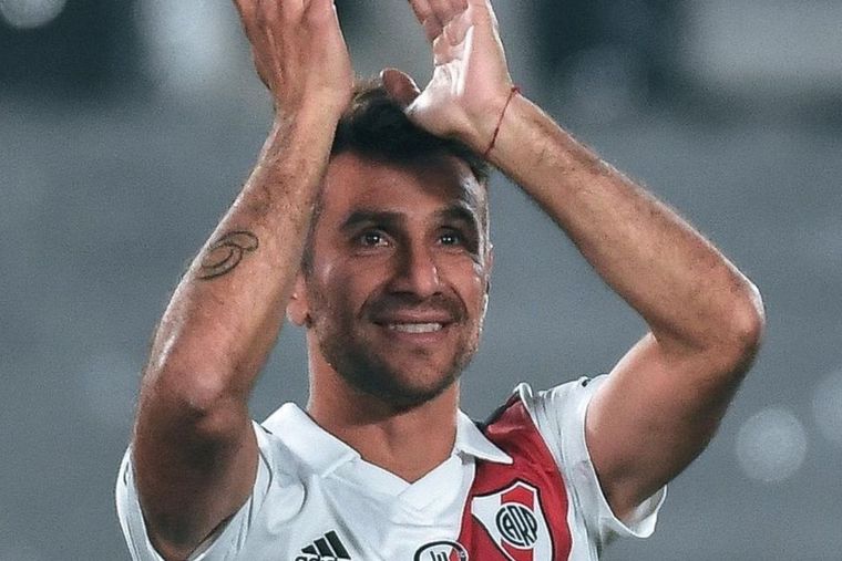 Ponzio se emocionó en su despedida frente a miles y miles de hinchas de River.