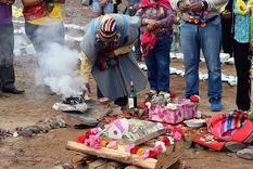 El tradicional Martes de challa es una ceremonia importante que se realiza durante el Carnaval en Bolivia