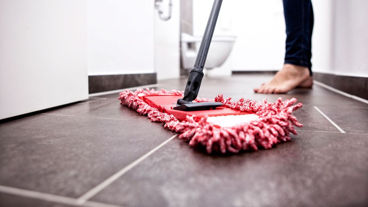 El truco casero con vinagre blanco para dejar tu casa impecable