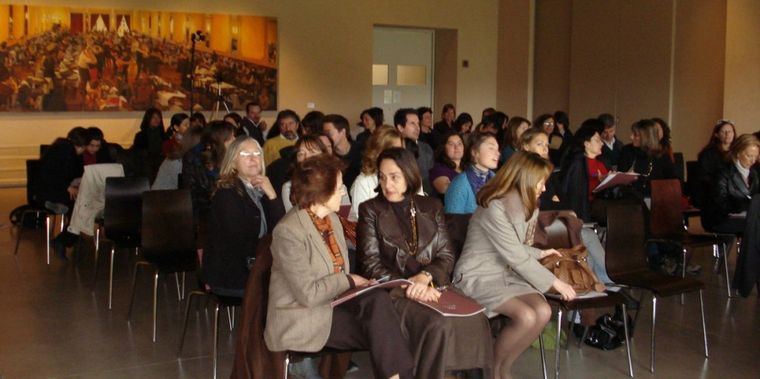 Asistentes en el auditorio de Killka.