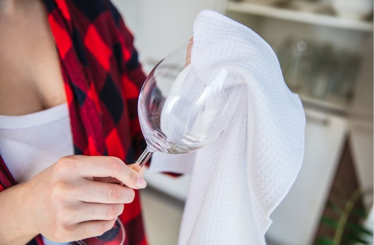 Limpieza Cómo dejar las copas de cristal relucientes Foto: Shutterstock