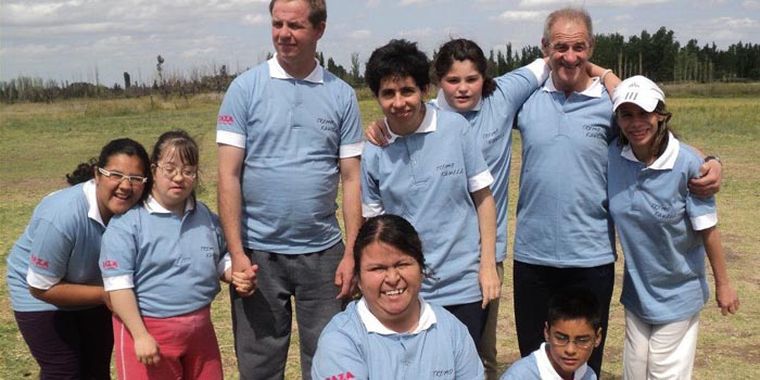 Ruth, Nancy, Alfredo, Lety, Gabi, Oscar, Santi y Daniela Foto: Fundación Tremo Kawell