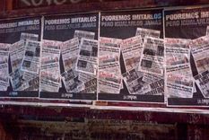 afiches ironicos de la campora contra las tapas de clarin afiches ironicos de la campora contra las tapas de clarin