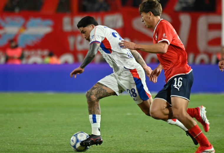 Independiente y San Lorenzo se enfrentan en el Libertadores de América.