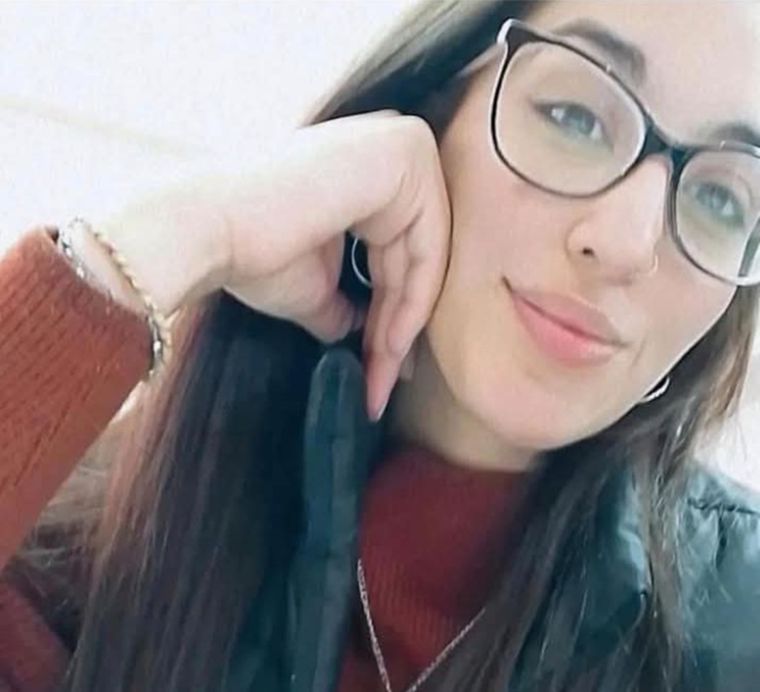 La hermana de la víctima señaló que Bárbara fue instigada por su expareja para quitarse la vida.  Foto: Facebook