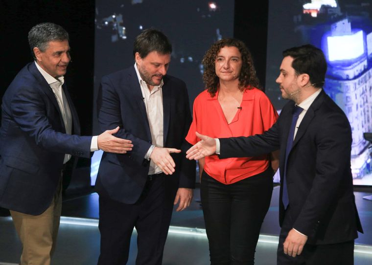 Los cuatro candidatos se enfrentan este miércoles en el debate obligatorio de CABA Foto: Noticias Argentinas