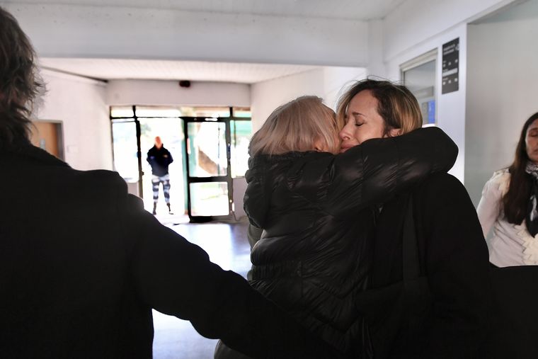 Julieta Prandi desconsolada. Foto: RS Fotos. Julieta Prandi desconsolada. Foto: RS Fotos.