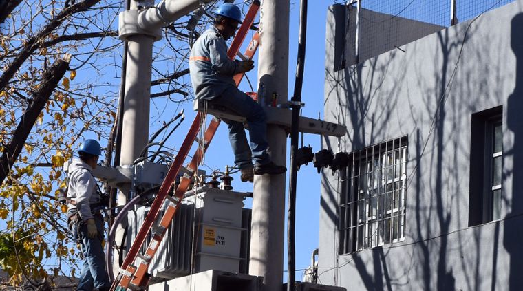 Edemsa continúa trabajando durante el fin de semana.