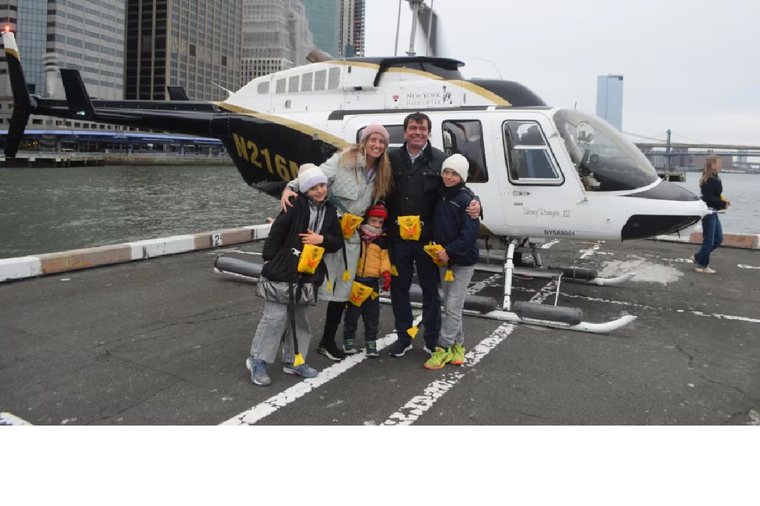 La familia española que perdió la vida en el accidente aéreo. Foto: New York Helicopter Tours