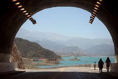 escandalo en la adjudicacion de las obras en el perilago de potrerillos