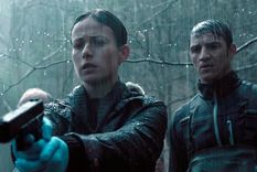 La mezcla de investigación policial, mitología y drama personal crea una experiencia única. Foto: Archivo