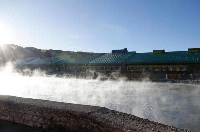 Jubilados y pensionados tienen un descuento del 50% en prestaciones termales. Foto: Shutterstock Jubilados y pensionados tienen un descuento del 50% en prestaciones termales. Foto: Shutterstock