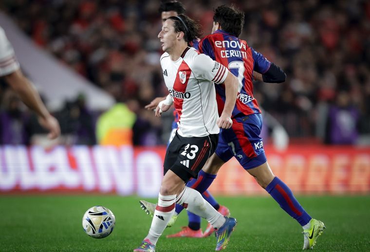 El paraguayo Matías Galarza Fonda quedó en el centro de las críticas por la jugada del gol de Martirena.