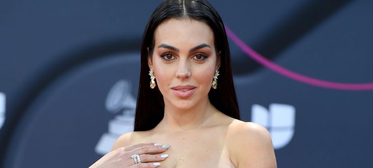 Georgina Rodríguez posa para Vogue: el dilema de la imagen perfecta Georgina Rodríguez tiene su propio reality show Soy Georgina, en Netflix. Foto: Instagram @georginagio