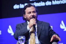 Gustavo Sáenz busca correr a Cristina Kirchner del PJ Nacional.