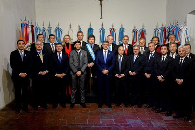 MDZol | El presidente Javier Milei convocó a los diez gobernadores de Juntos por el Cambio para debatir el Presupuesto 2025. Foto: X @CasaRosada